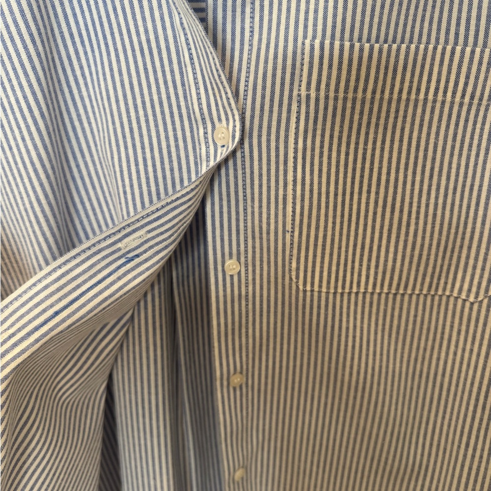 Zara Blue and White Striped Shirt. Size M. - Picture 4 of 10